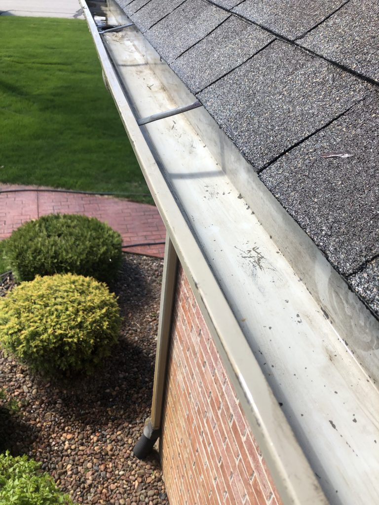 Clean gutter after service